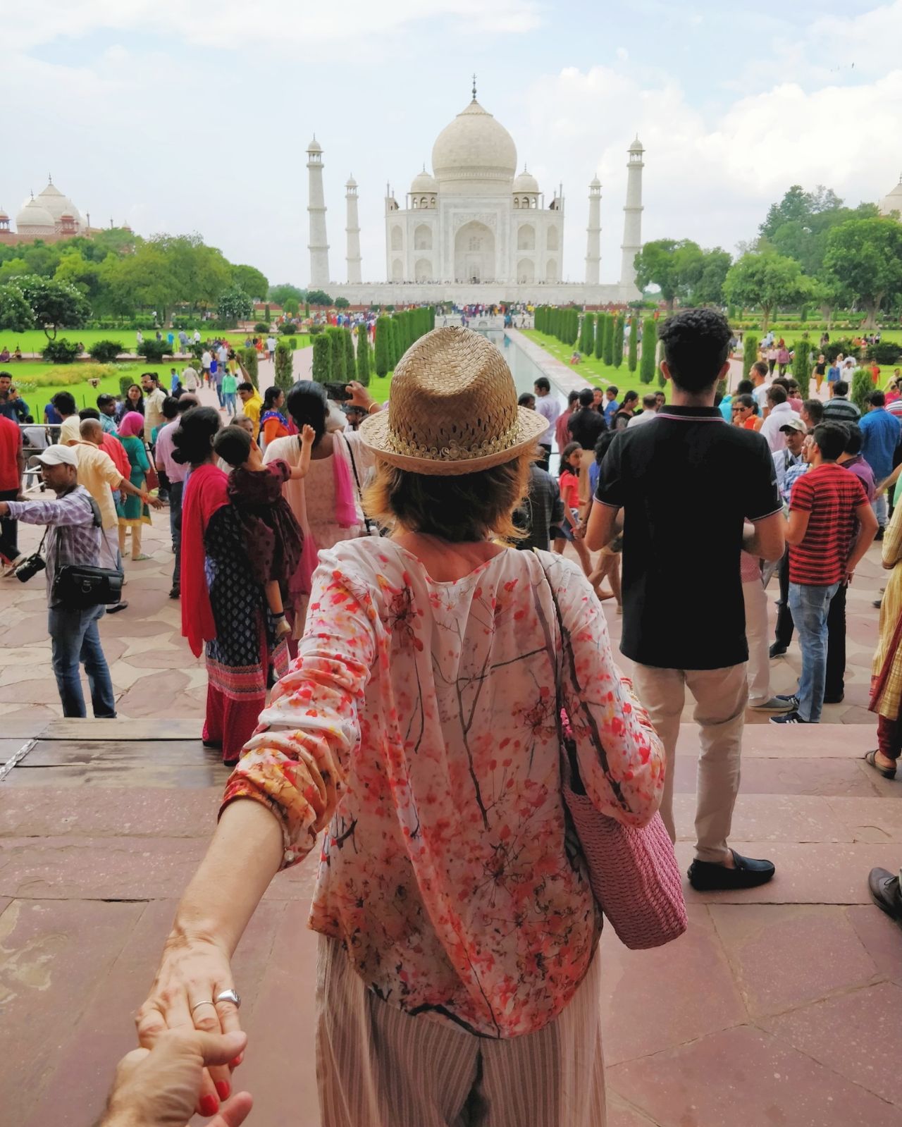 Taj Mahal / blossom zine
