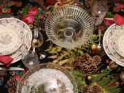 Ispirazione russia per una tavola allestita come un bosco delle fiabe